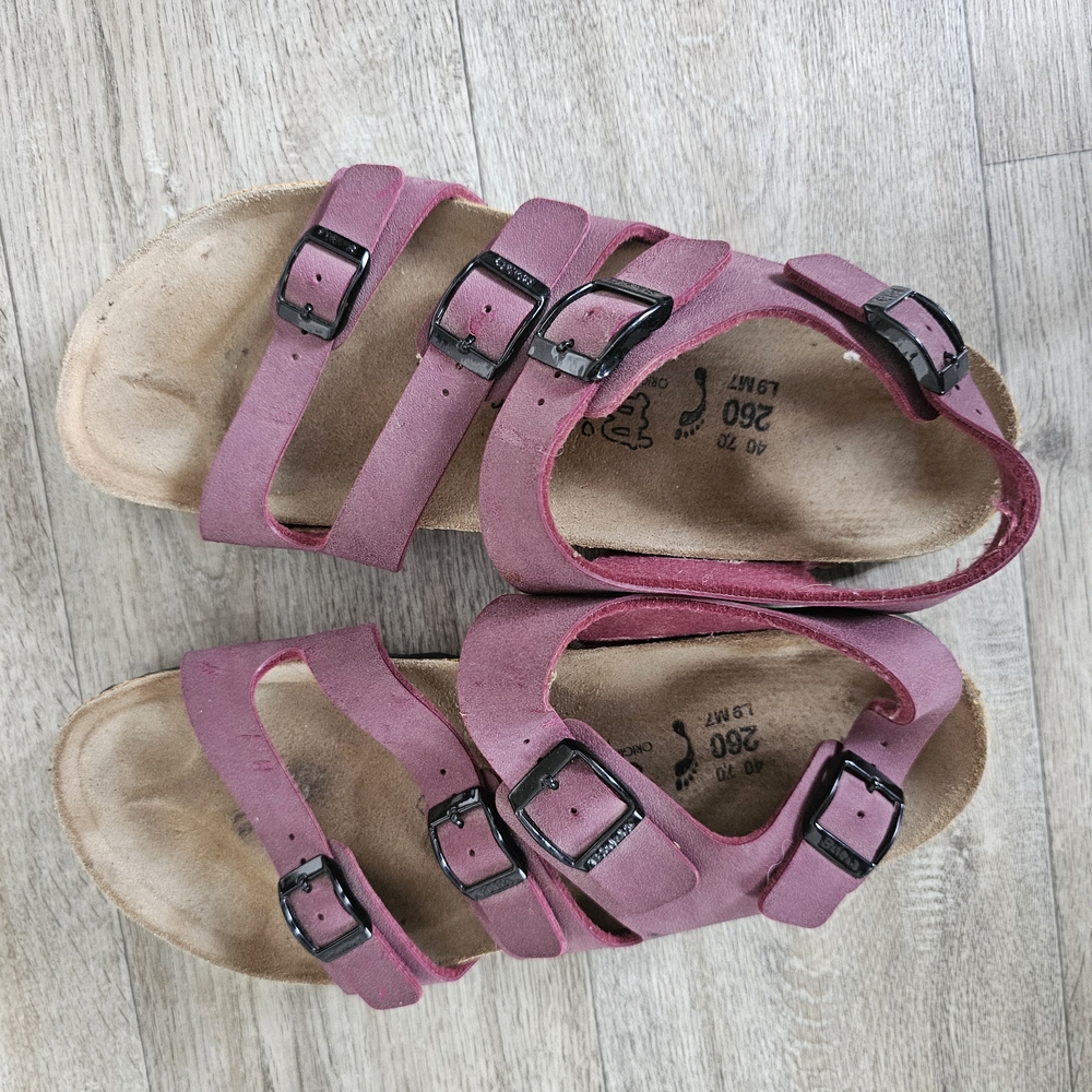 Pink Strappy Sandals with Buckles